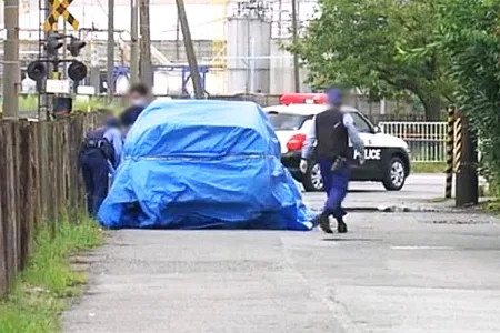 男性が刃物で刺され病院搬送後に死亡