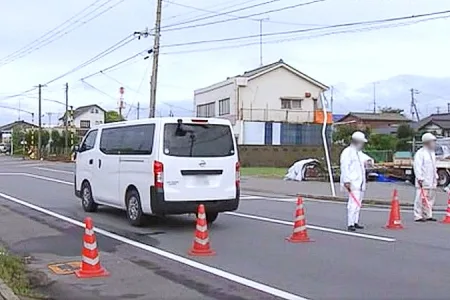 男性が刃物で刺され病院搬送後に死亡