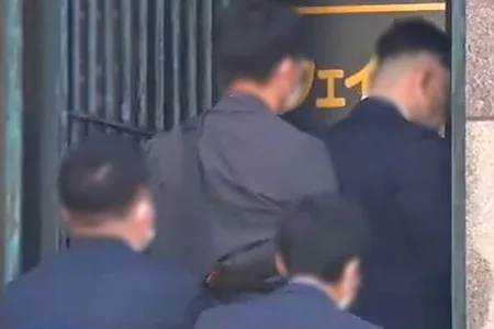 男性2人に暴行した傘下組長の逮捕受け山口組系「誠友会」本部を家宅捜索