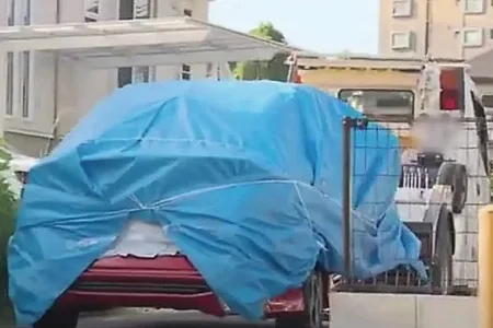 安部組事務所に突っ込んだ車を押収