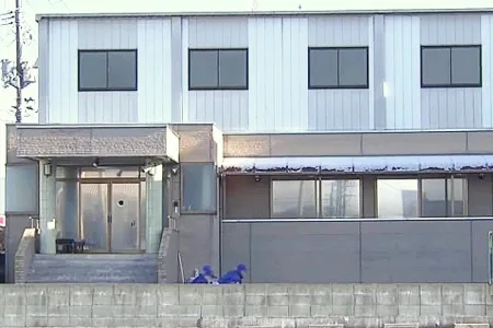 住吉会・丸唐会系小名一家傘下「大内総業」事務所に発砲