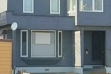 苫小牧市：稲川会系「小林組」事務所の窓に代紋掲示 道警初の「中止命令」